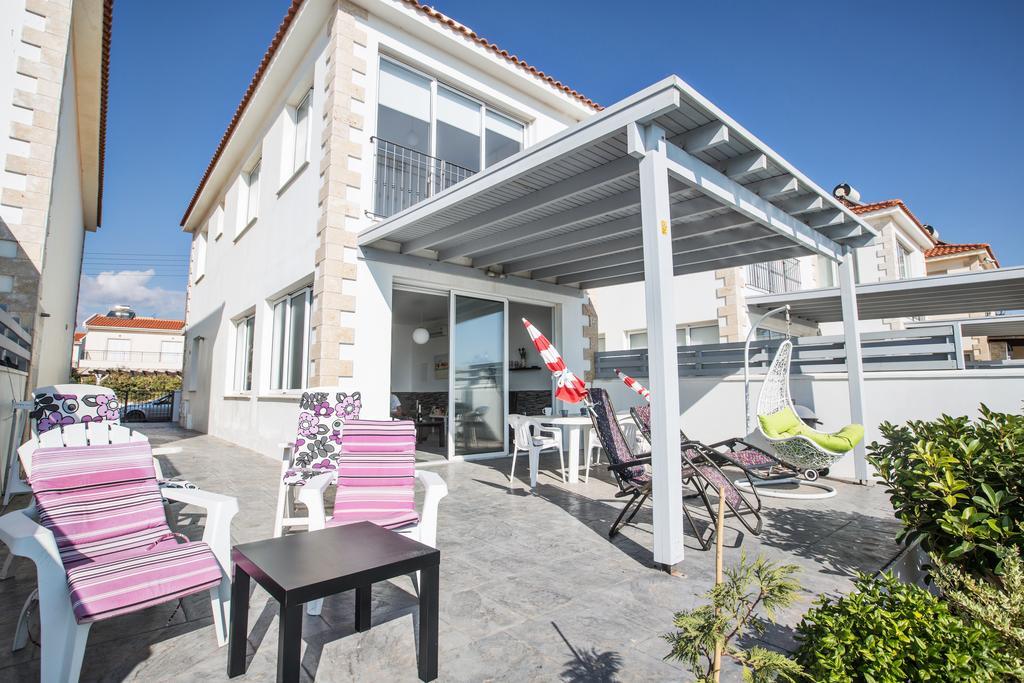 Gorgona Villas Ayia Napa Exterior photo